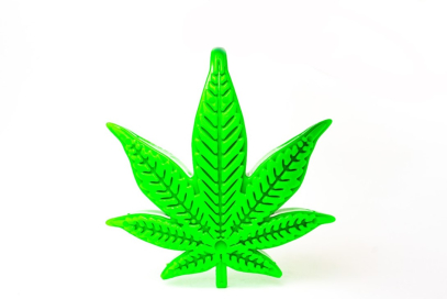 SodaPup Colorado Maple Leaf - Іграшка «Кленовий лист» для собак, зелений