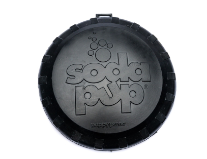 SodaPup Magnum Bottle Top Flyer – Іграшка «Фризбі» для собак, чорна